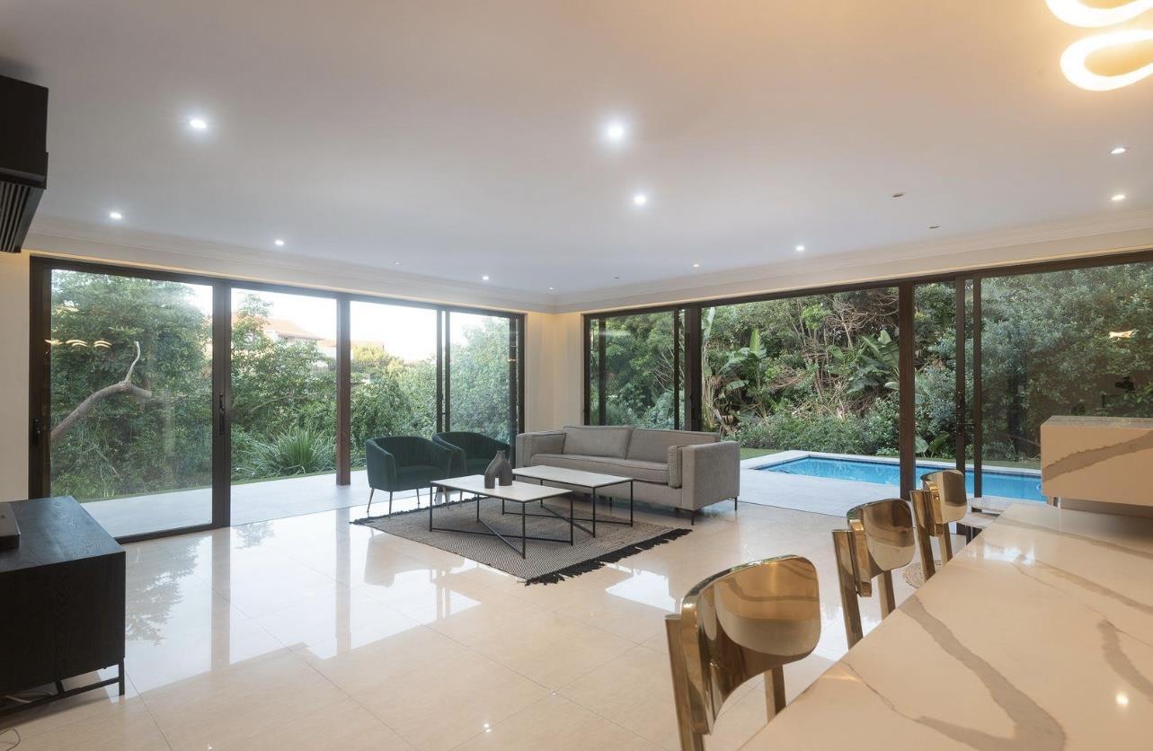 Contemporary Coastal Luxury — photograph 4
