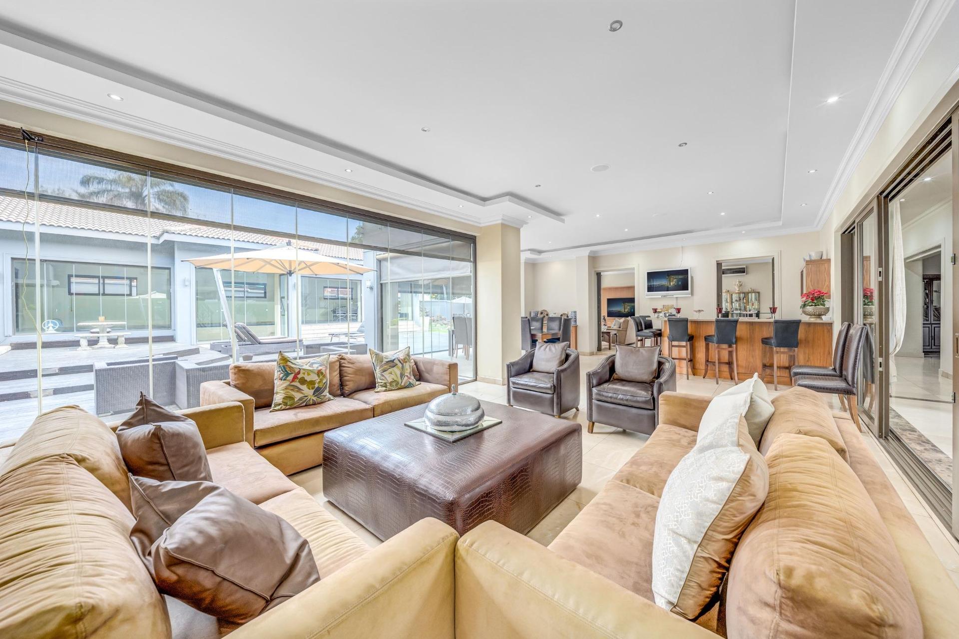 Luxurious secure grand home - Atholl’s Finest — photograph 3