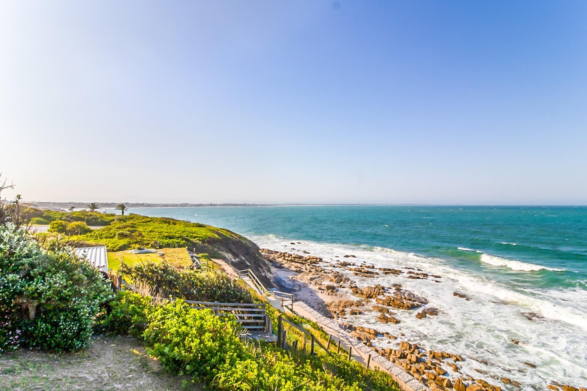 Secure Your Slice of Coast! — photograph 4