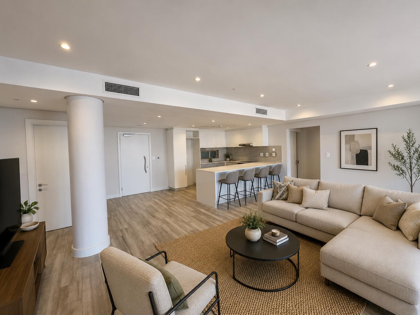 Luxury Coastal Apartment Living — photograph 3