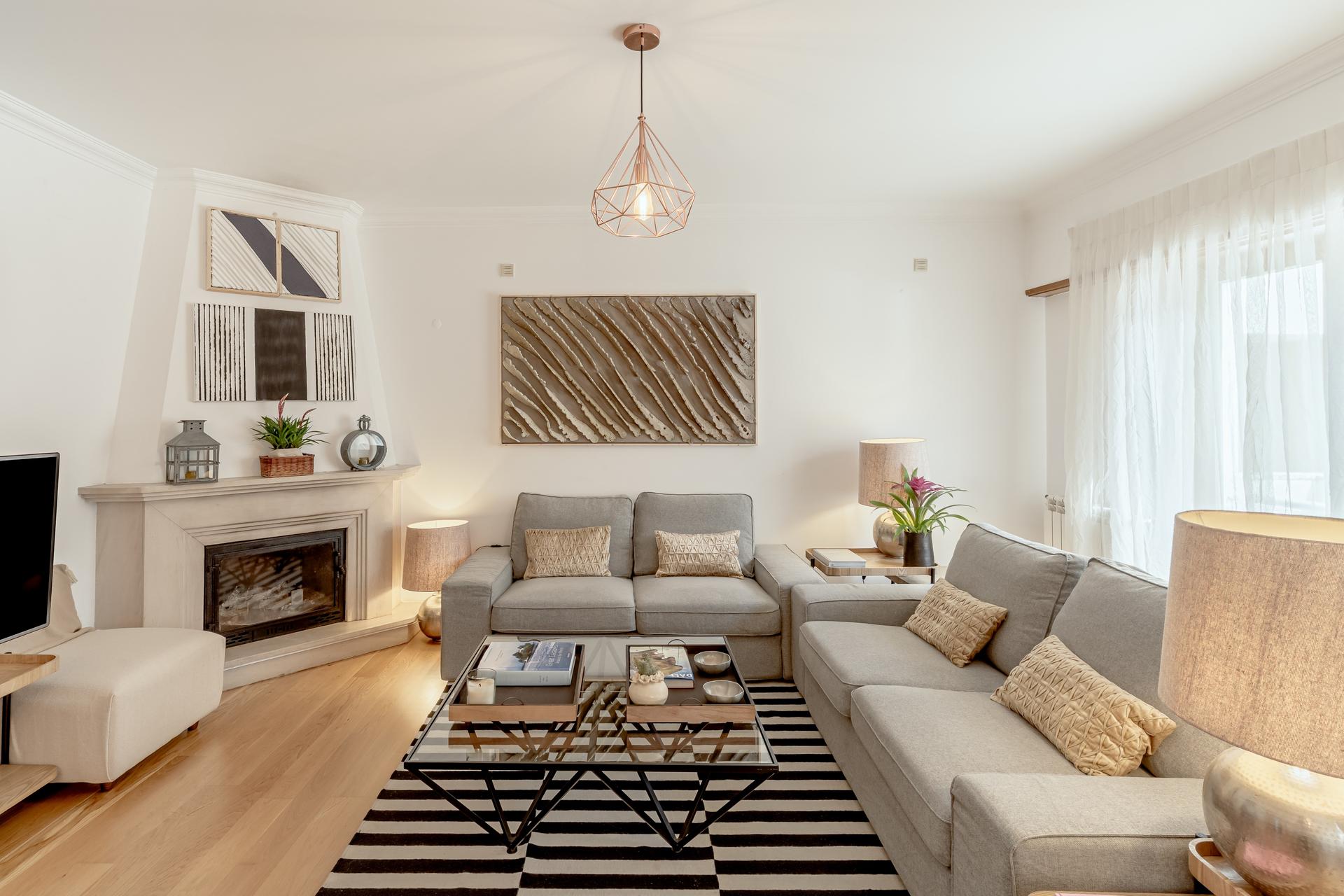 Semi-Detached House in Cascais — photograph 2