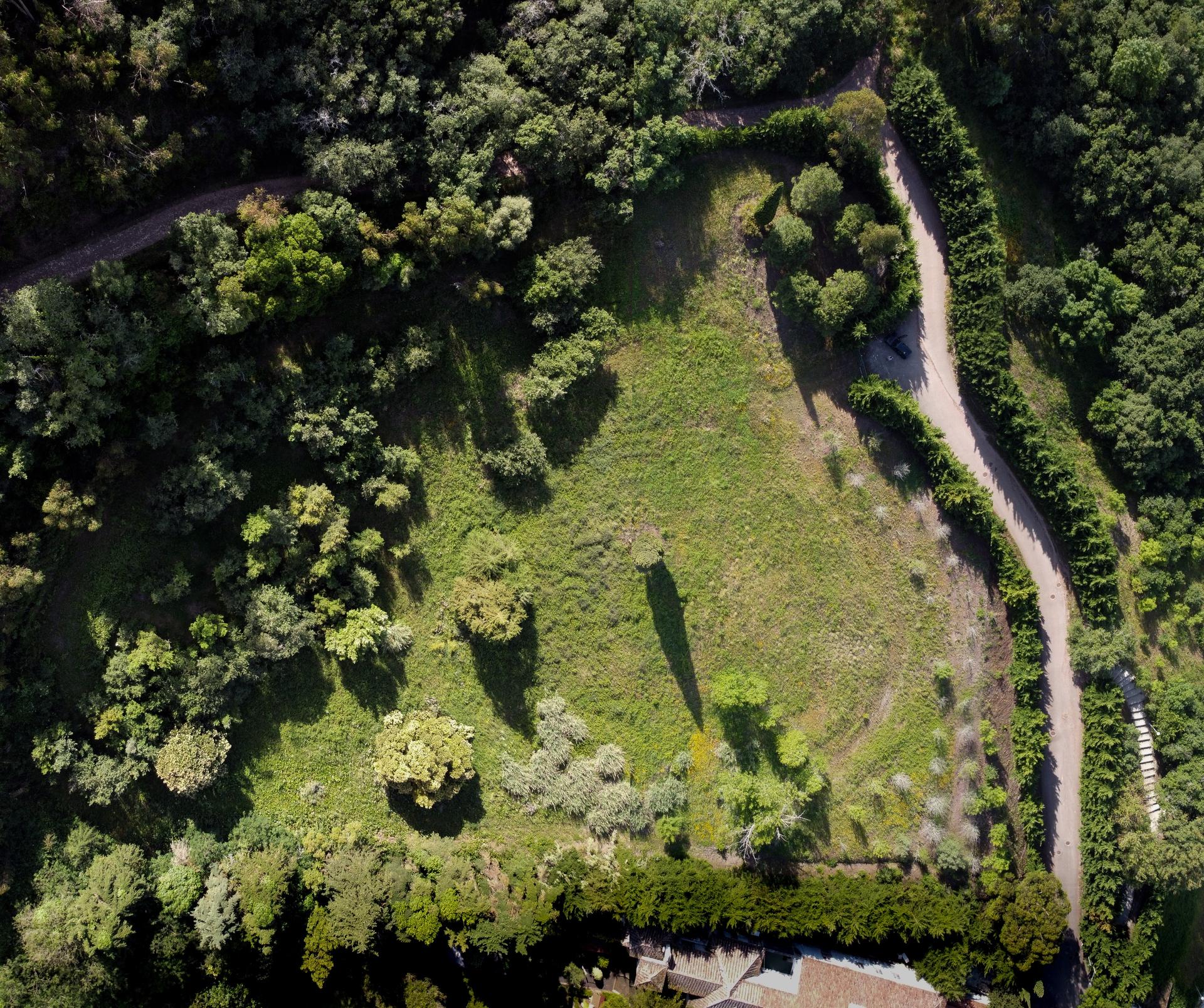 Land in Loures — photograph 2