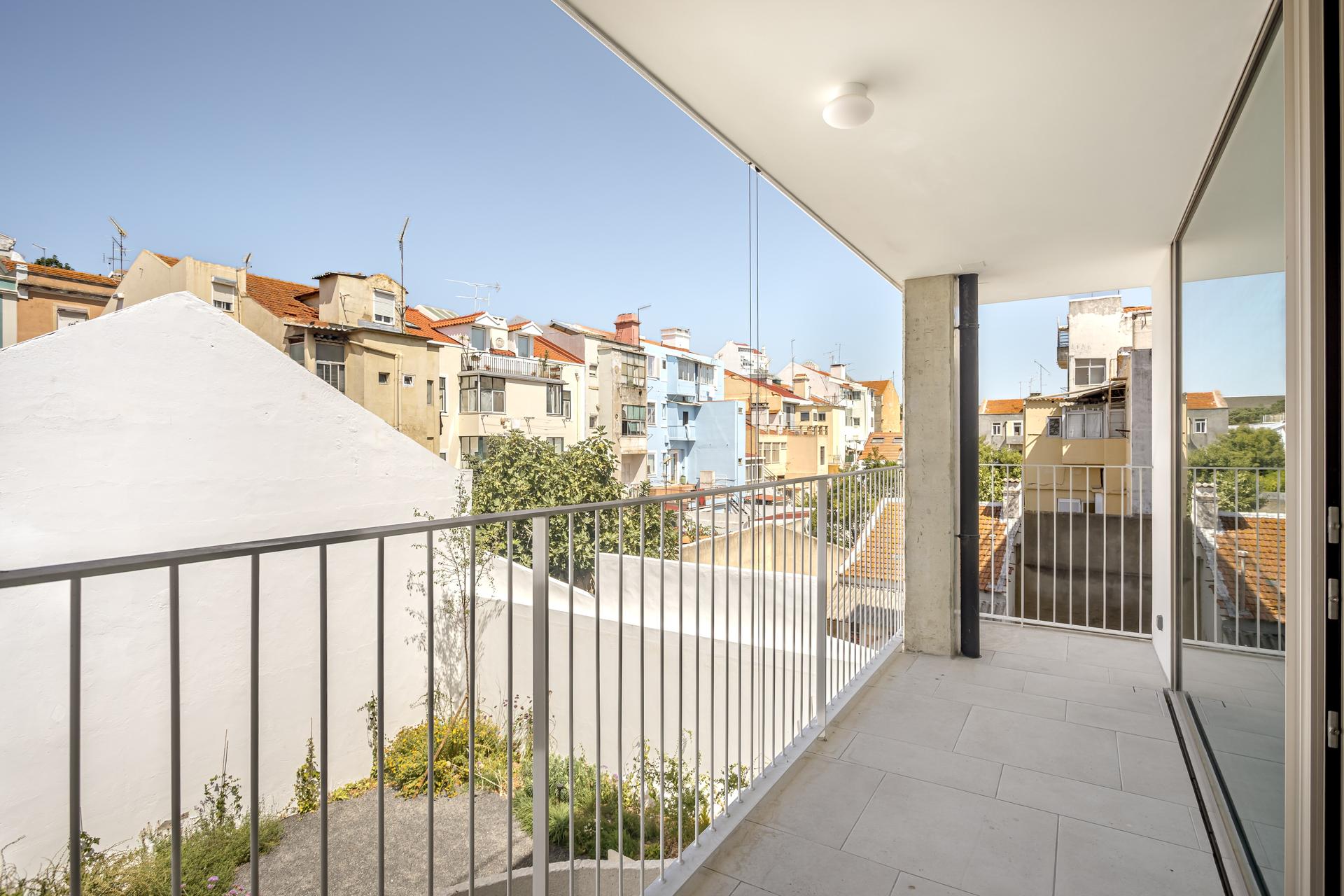 ATELIER — photograph 5