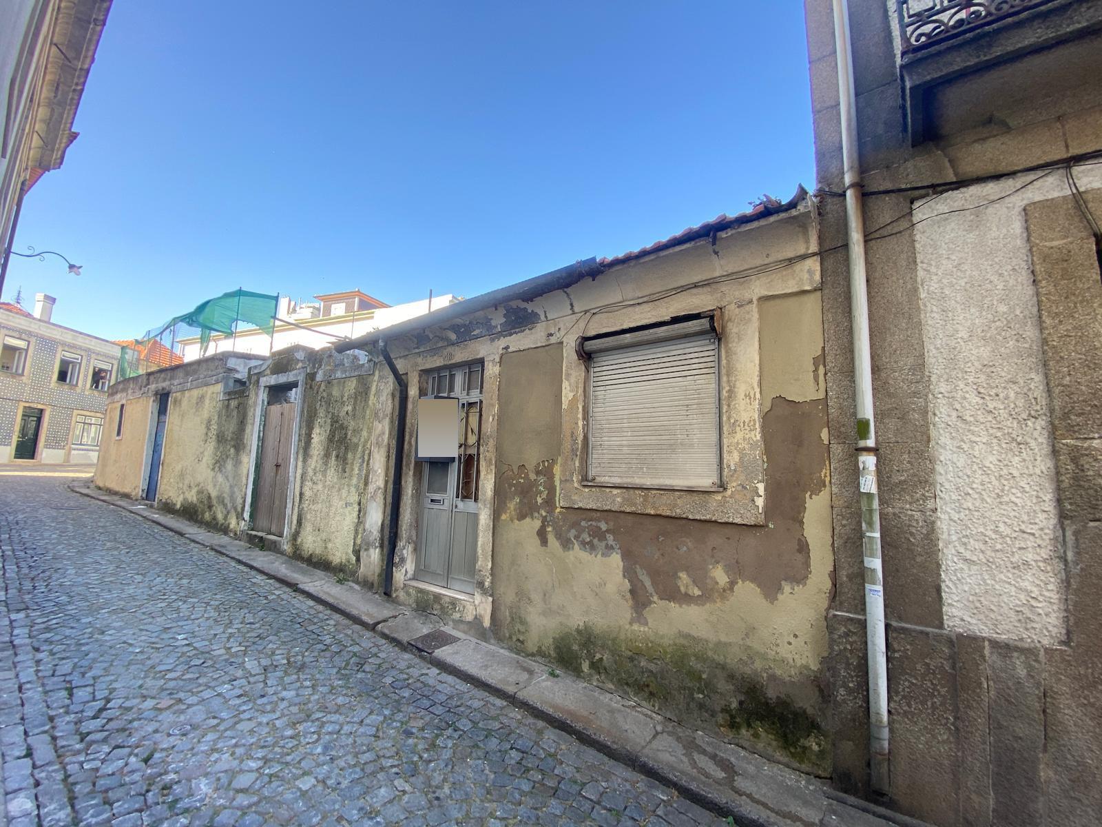 Building in Porto (90086) — photograph 3