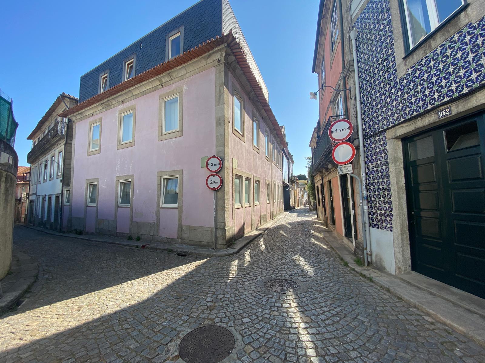 Building in Porto (90086) — photograph 5