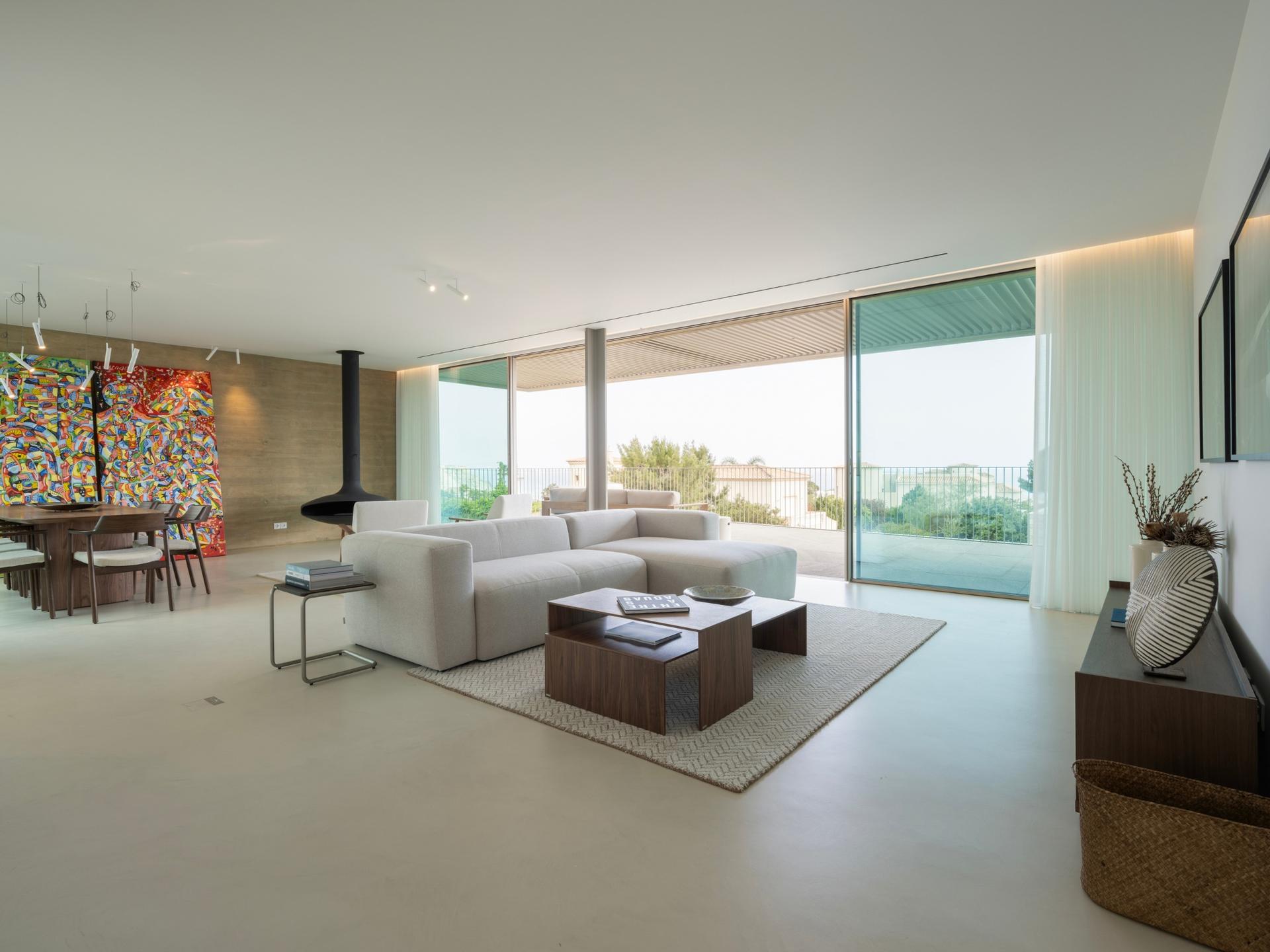 PLUZ Premium Living — photograph 3