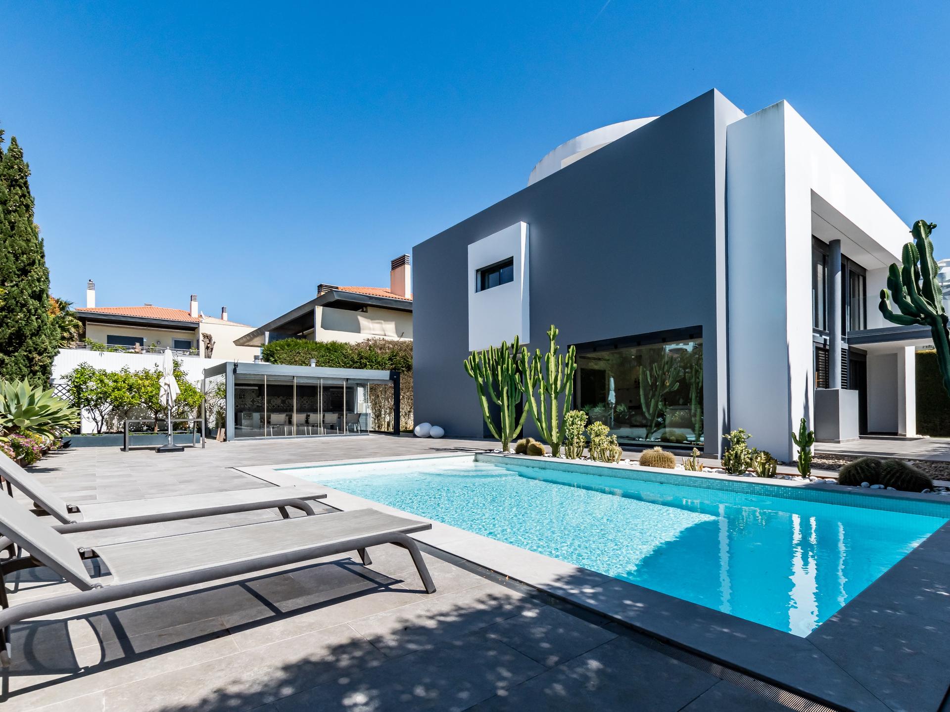 House in Cascais (96482) — photograph 2