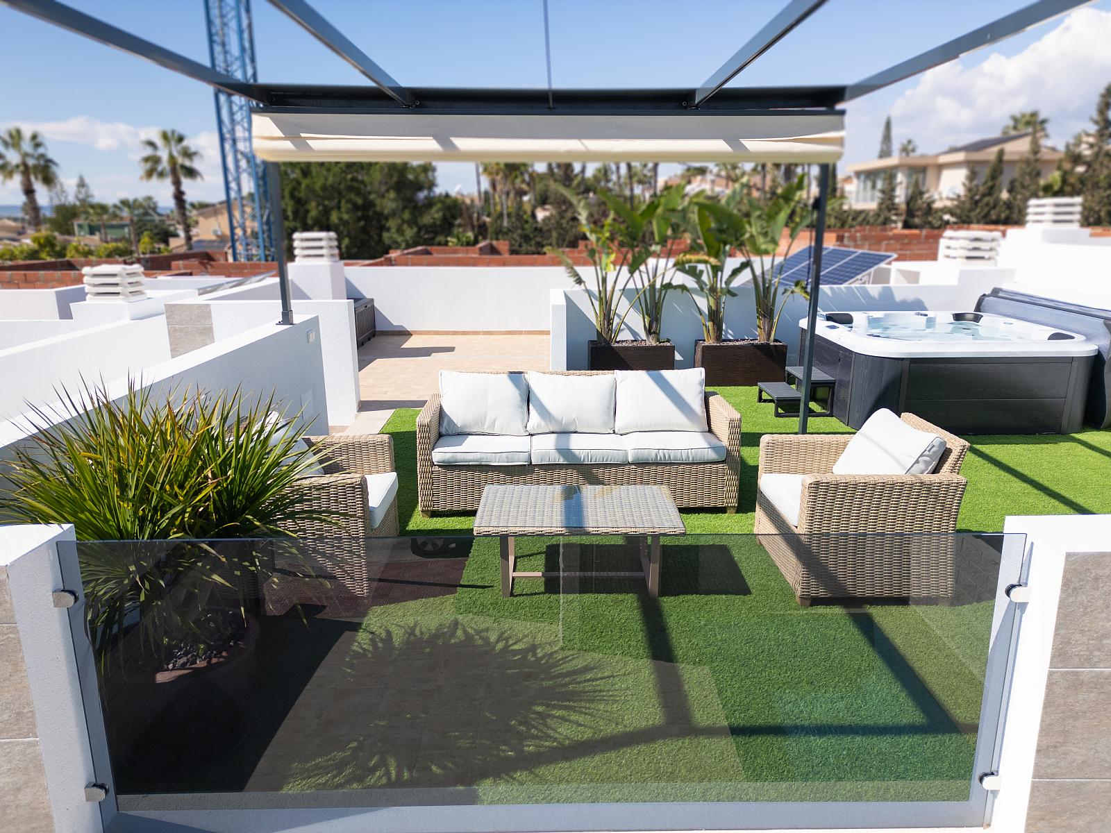 Apartments in La Marina, San Fulgencio — photograph 2