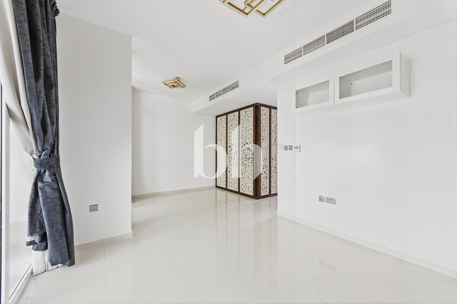 Albizia — photograph 4