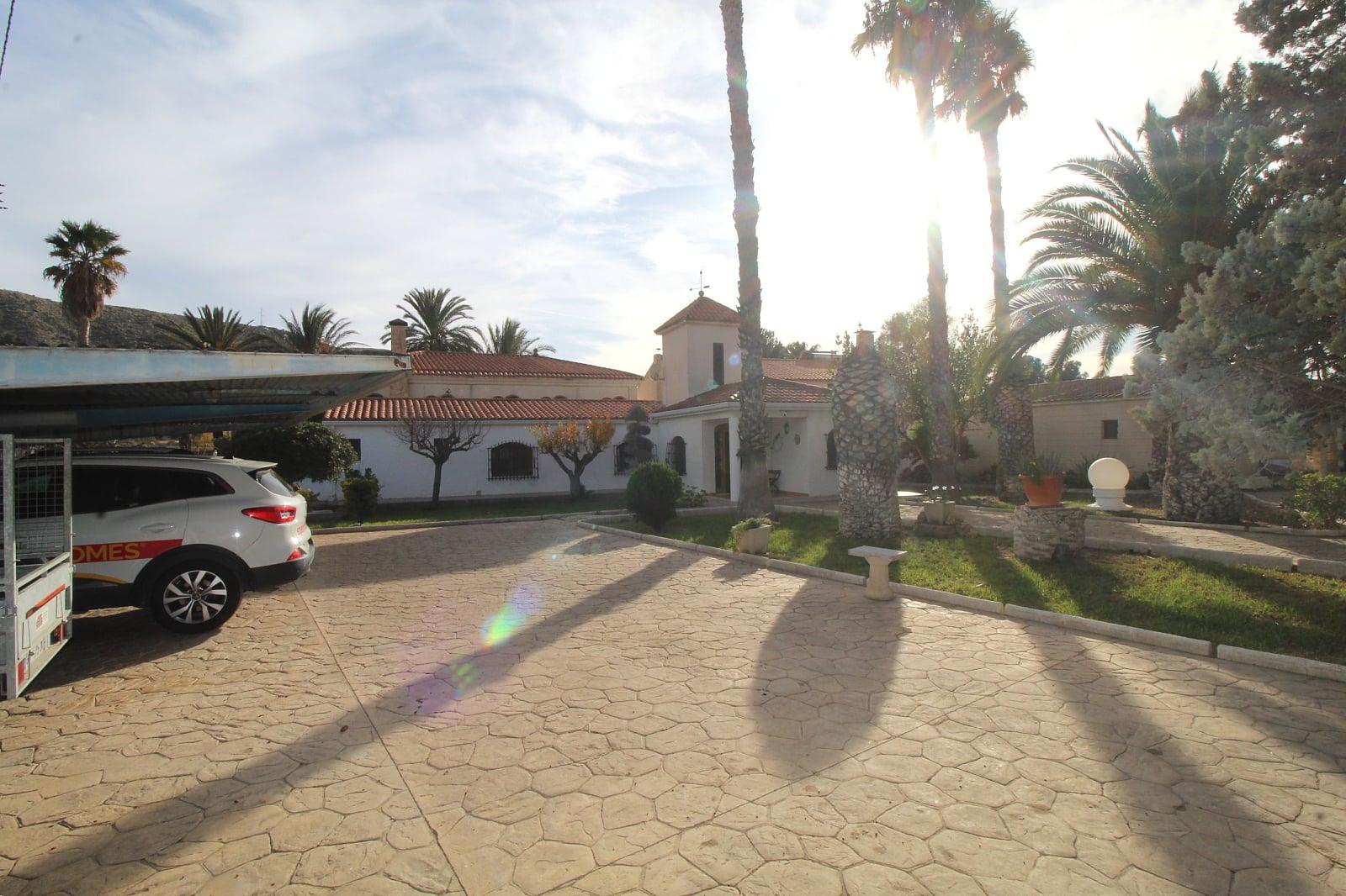Apartments in Campo Alto, Elda — photograph 5