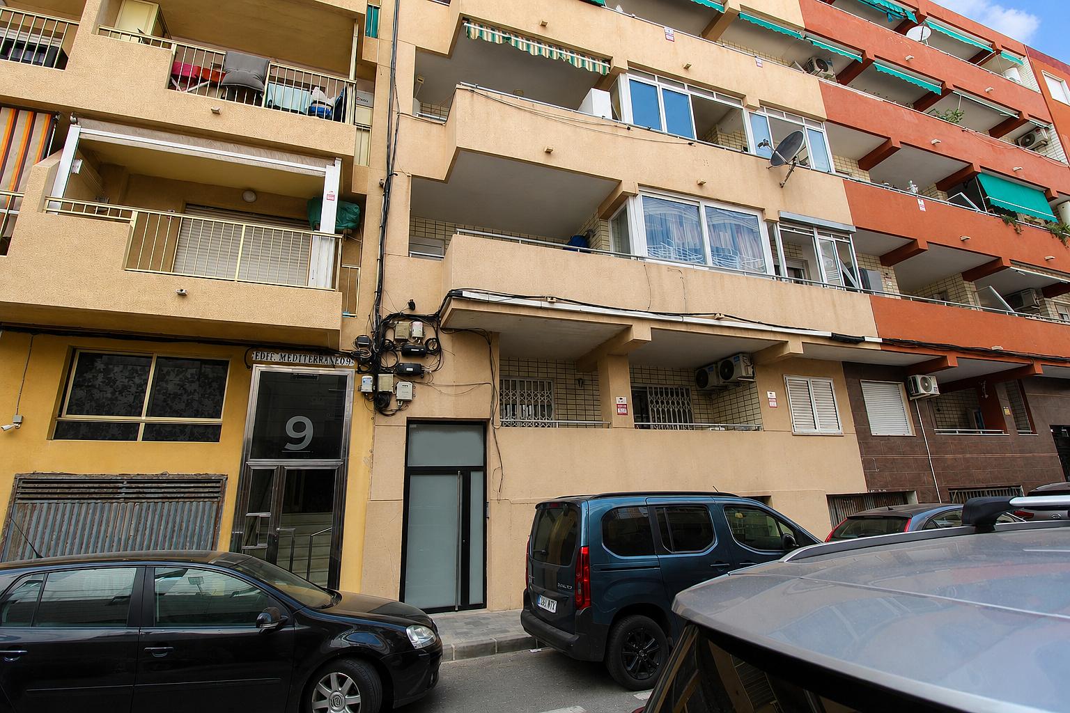 Apartments in Torrevieja Centro, Torrevieja — photograph 2