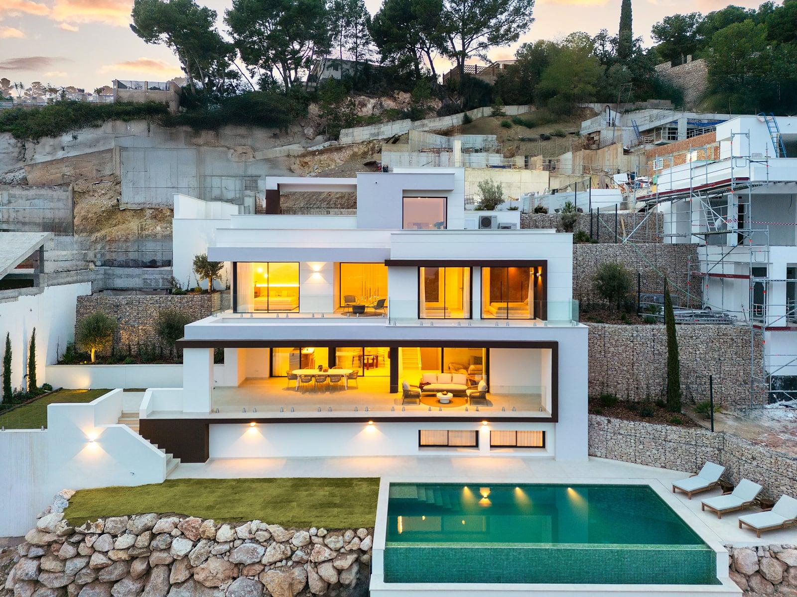 Apartments in Pinares de San Anton, Málaga — photograph 2