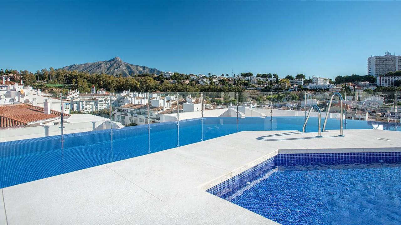 Apartments in Nueva Andalucía, Marbella — photograph 4