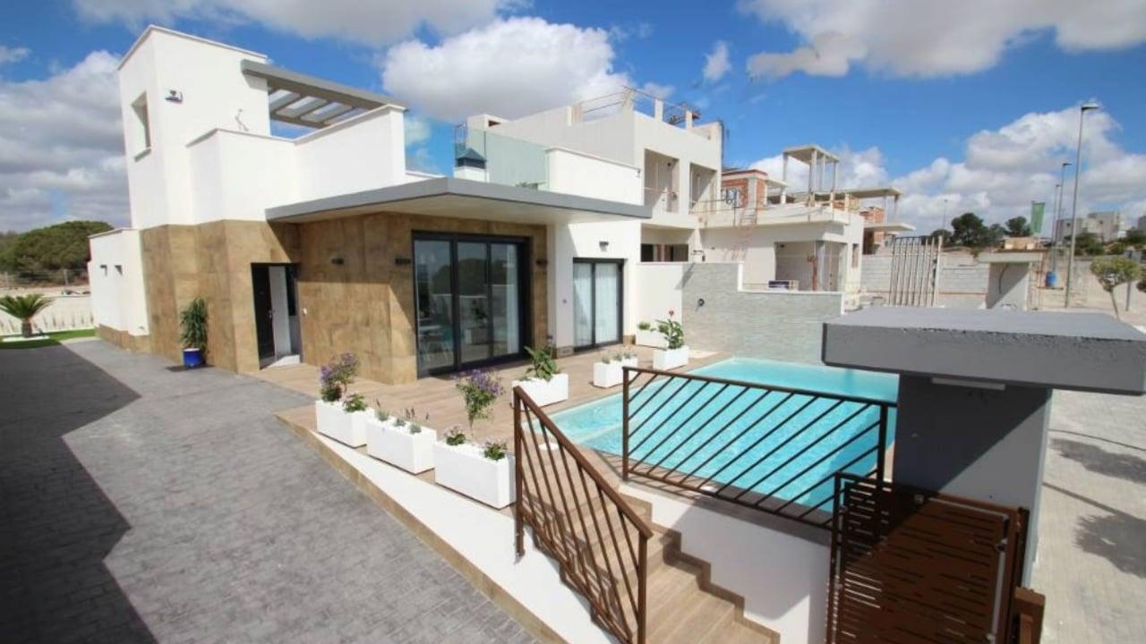 Apartments in Dehesa de Campoamor, Orihuela — photograph 5