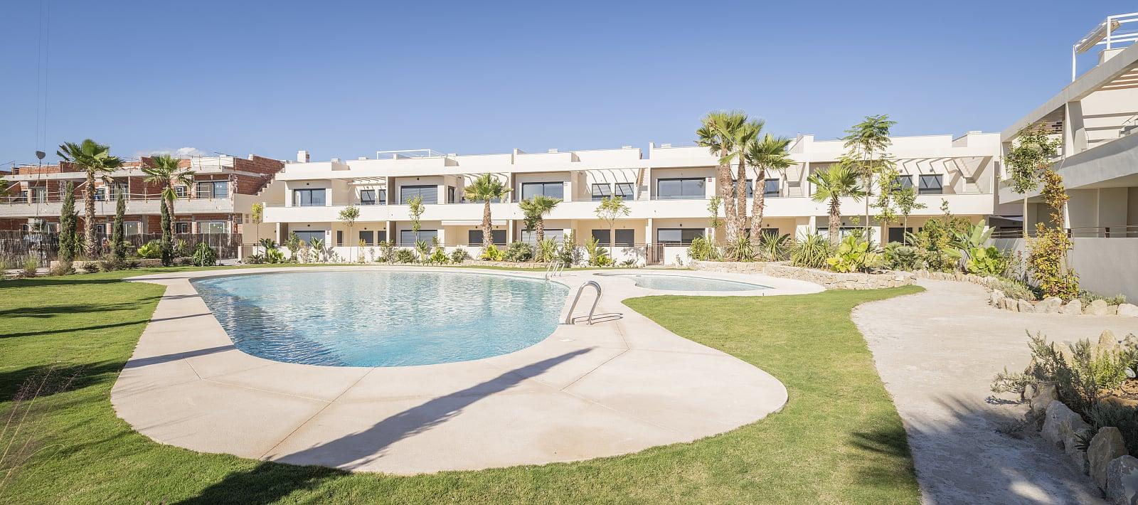 Apartments in Torrevieja Centro, Torrevieja — photograph 4